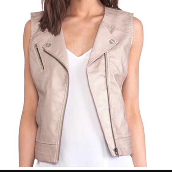 Sanctuary Jackets & Blazers - NWT Buy It Now PRICE Sanctuary vegan leather beige cream blush vest